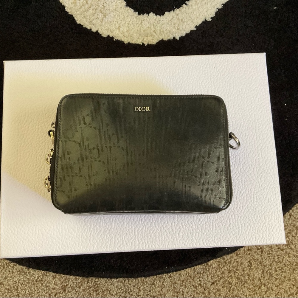Dior men’s pouch with strap